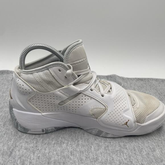 Men’s NIKE Air Jordan Zion 2 TB Nike White Basketball Size 8 Gold DQ7688-170 - Picture 9 of 12